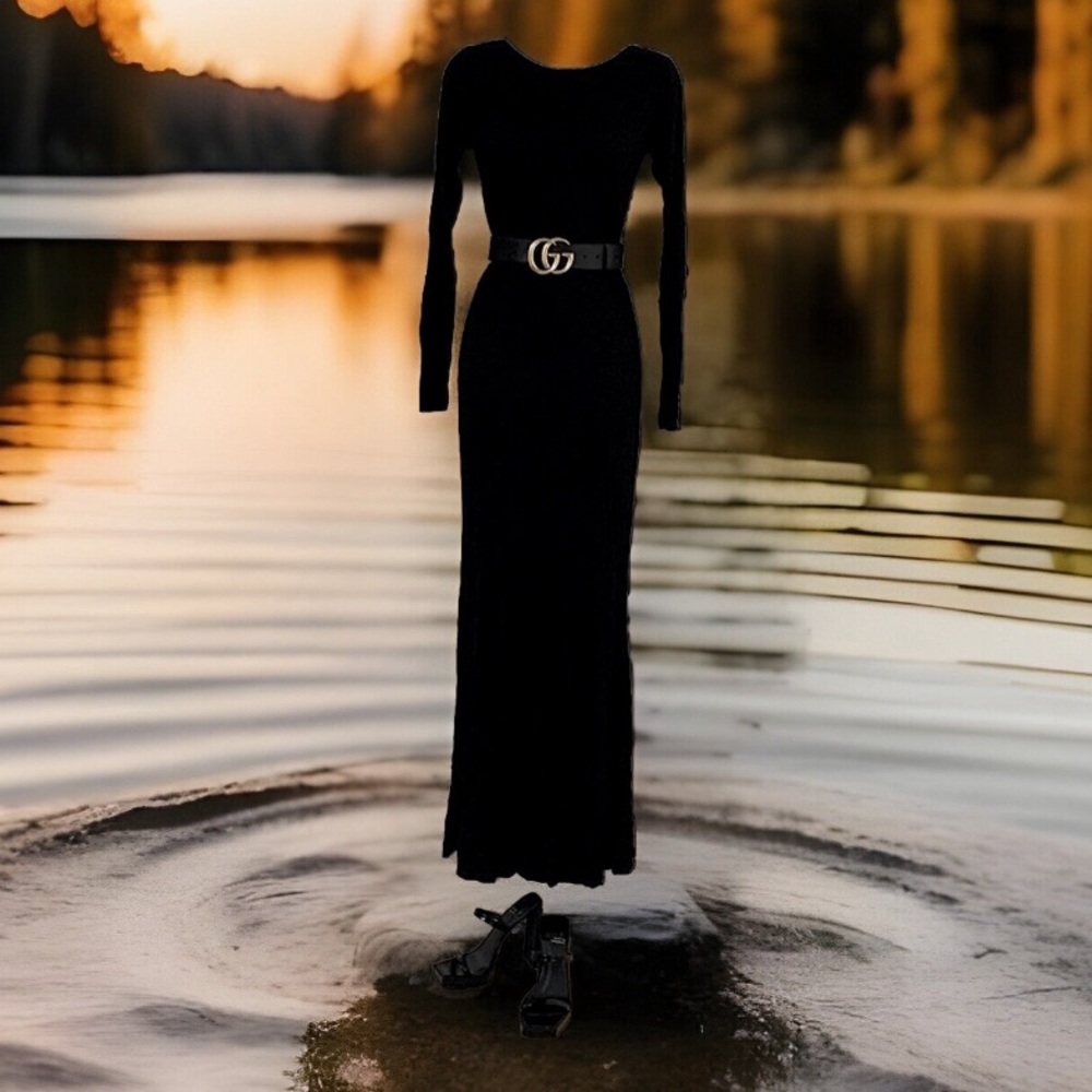 ⬛️ Long Mermaid Open Back Deep V | Small Dress | Long Sleeves | Middle Slit